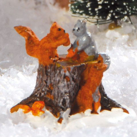 Miniatur Weihnachtsdeko „Eichhörnchen im Wald”
